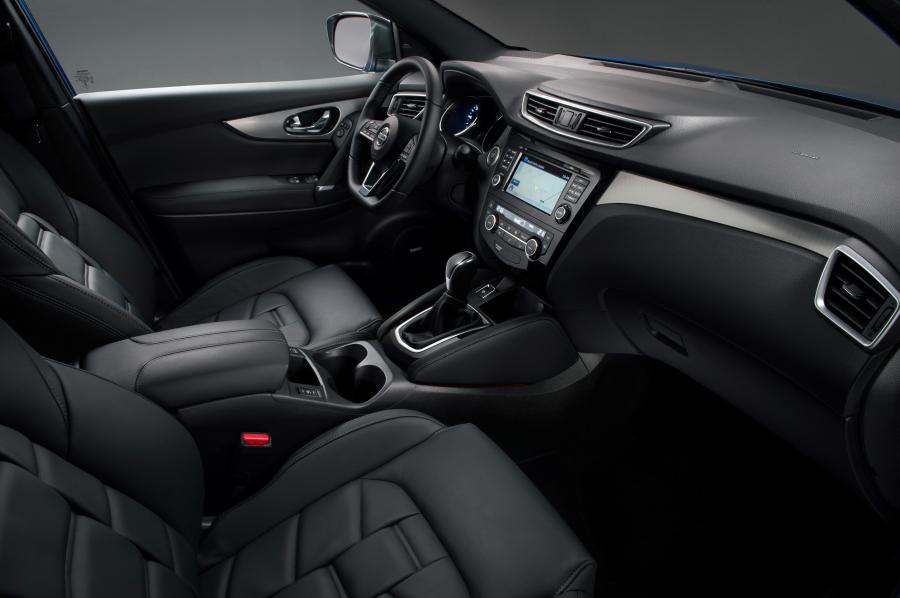 Интерьер Nissan Qashqai 2017 года  (WW) (фото 48 из 64)